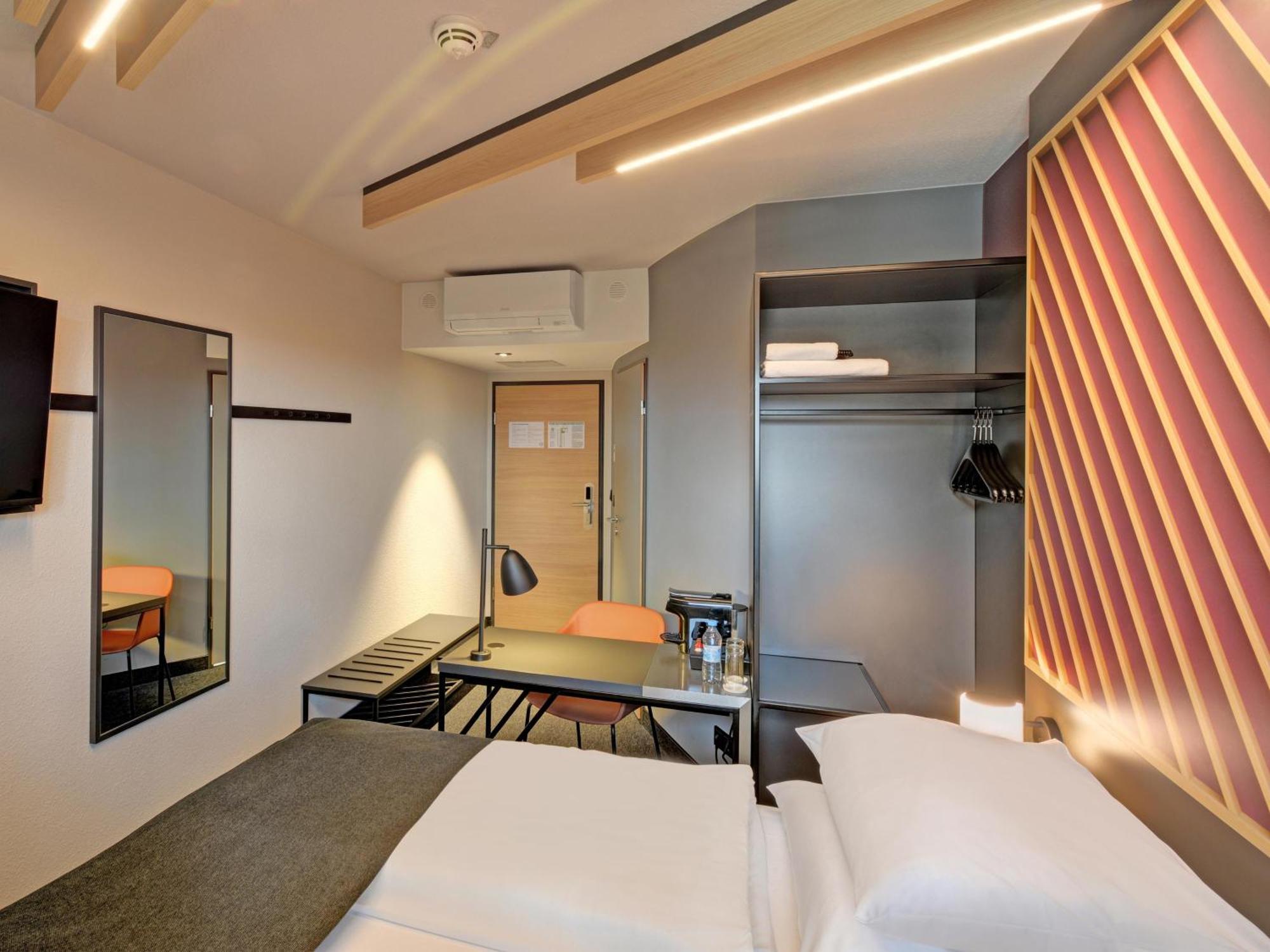 B&B Hotel Kassel-Industriepark Экстерьер фото