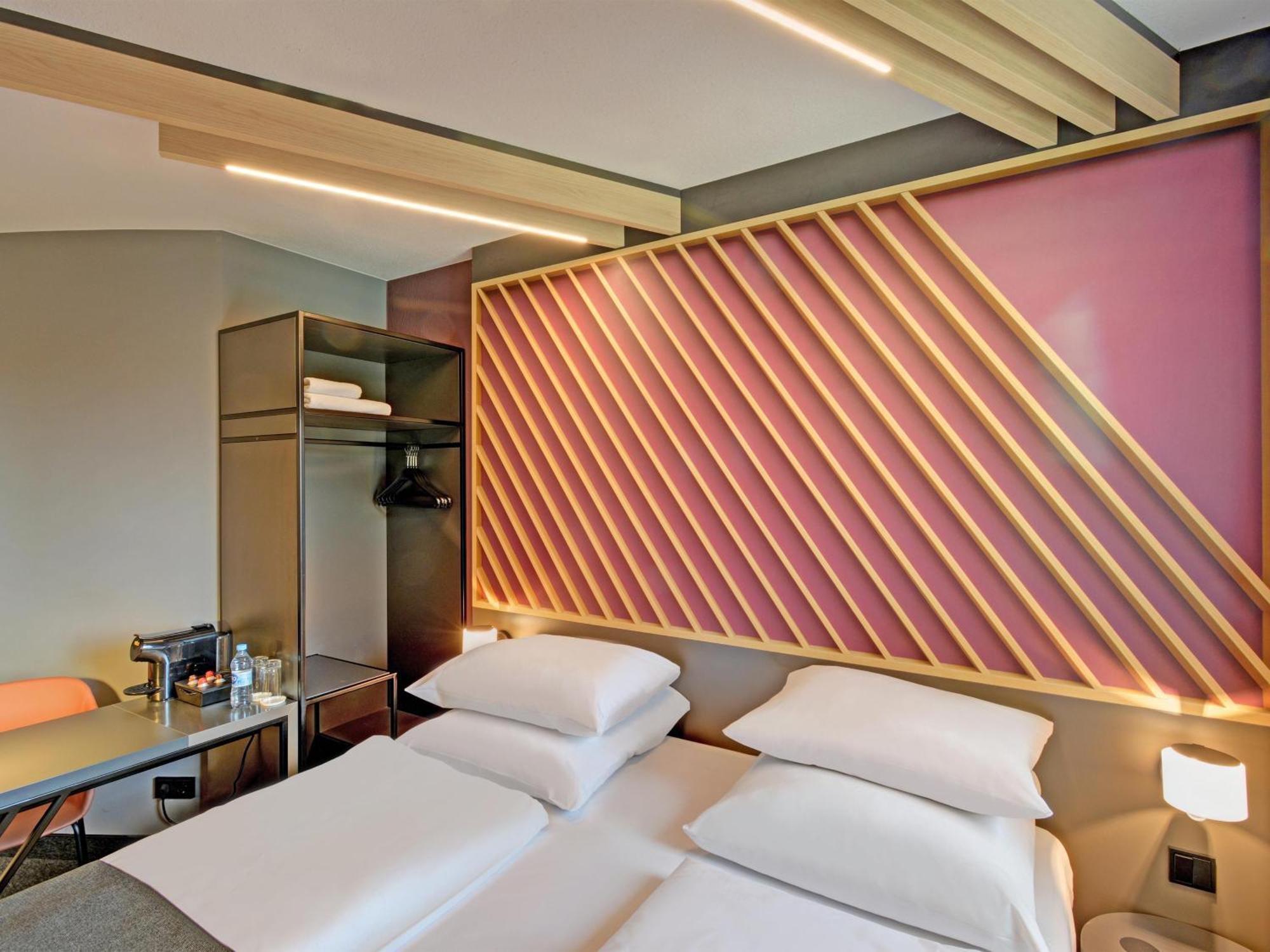 B&B Hotel Kassel-Industriepark Экстерьер фото