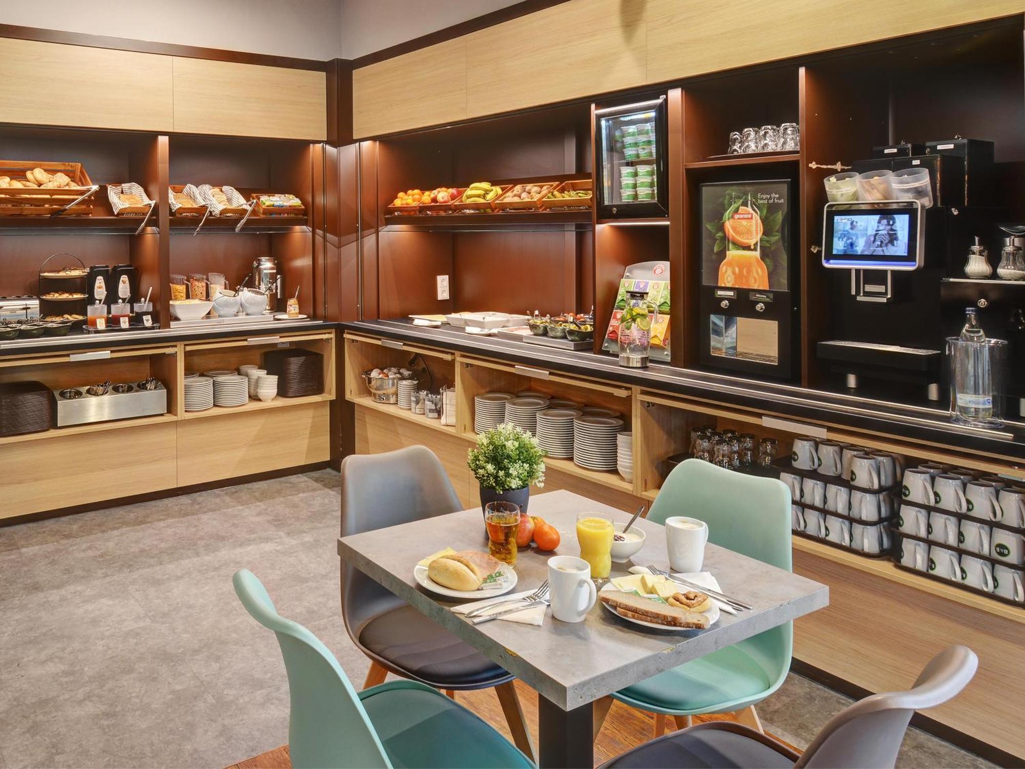 B&B Hotel Kassel-Industriepark Экстерьер фото